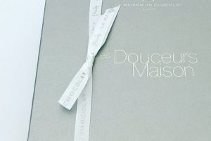 ラ･メゾン･デュ･ショコラのフィナンシェの箱