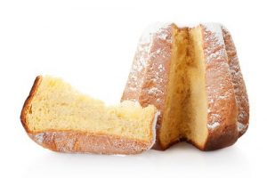 カットしたパンドーロ