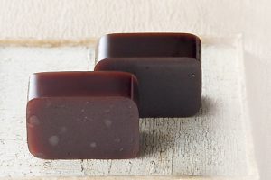 とらや　竹皮包羊羹2本入