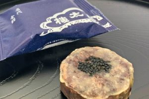 榮太樓總本鋪の名代金鍔