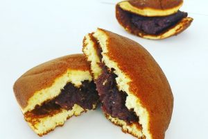 清寿軒の大判どらやき