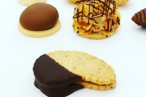 デメルの生クッキー,ハーゼルヌッストルッフェン