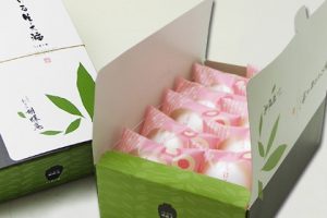 お茶元胡蝶庵のとろける生大福,桜