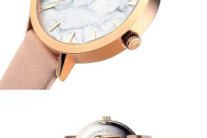 クリスチャンポールの腕時計