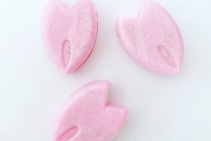 三原堂の播磨坂（チェリー餡）