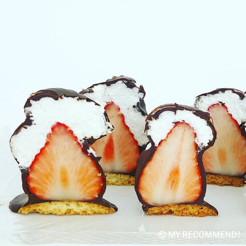 オザワ洋菓子店のイチゴシャンデ