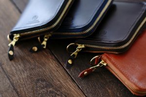 グレンロイヤルのジップアラウンドスモールウォレット