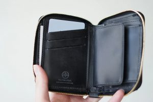 グレンロイヤルのジップアラウンドスモールウォレット
