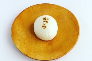 中村軒のかつら饅頭