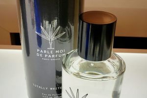 パルル モア ドゥ パルファムのユヌ トン ドゥ ローズ オードパルファム