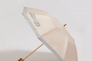 アシーナ ニューヨークの晴雨兼用折りたたみ傘