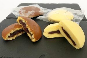 甘楽のどら焼きと繭衣