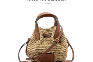 アニヤハインドマーチのかごバッグ