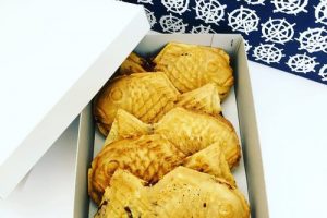 「わかば」の鯛焼きの箱入り