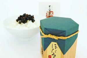 五條長兵衛のほたるこ杉筒