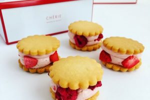 シェリーメゾンドビスキュイのいちご＆フランボワーズサンド