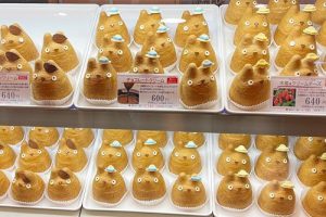 白髭のシュークリーム工房のトトロシュークリーム