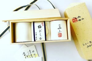 雲月の小松こんぶ・梅びしお・じゃこ詰合せ