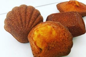 エシレ・パティスリー オ ブールのフィナンシェとマドレーヌ