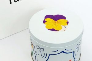 タルティンの限定缶