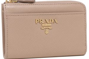プラダのキーケース