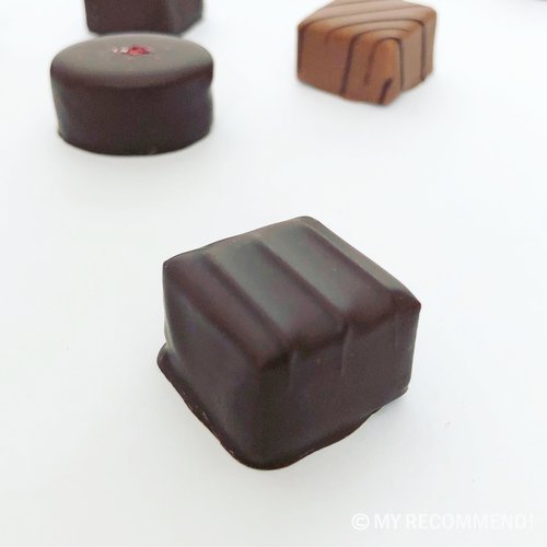 デメルのチョコレート,トリュフ・ラム