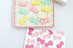 亀屋良長,暦（Hello Kitty × 亀屋良長）