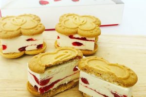 ベリールビーカット,いちごバターサンドの画像