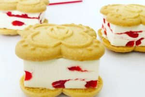 ベリールビーカットのいちごバターサンド