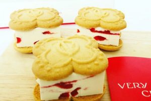 ベリールビーカットのいちごバターサンド