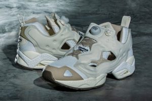 リーボックの白スニーカー