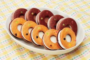 泉屋のリングターツサンドアイス