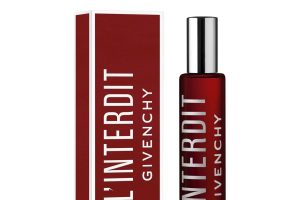 ジバンシイのランテルディ オーデパルファム ルージュ ロール オン