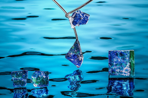 福村彩乃のガラスアクセサリー