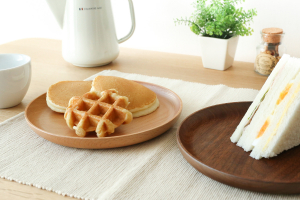 ササキ工芸の木製プレート