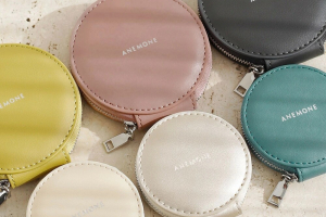 アネモネのラウンドアクセサリーポーチ