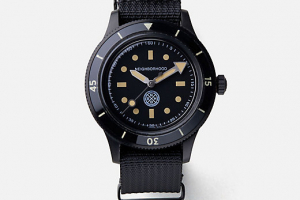 ネイバーフッドの腕時計