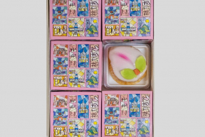 白水堂の桃かすてら