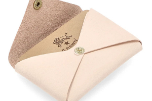 イルビゾンテのカードケース