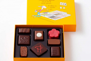 ピエール・エルメ・パリのバレンタインチョコ