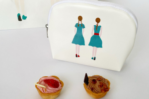 タルティンのシェル型ポーチ