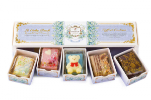 カフェオウザンのホワイトデーのキューブラスク