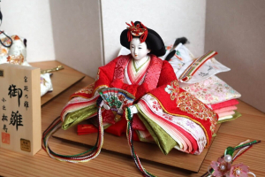 小出松寿作 市川伯英頭の雛人形