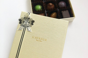 ラヴニューのボンボンショコラ