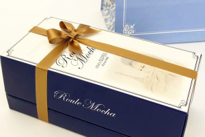 成城アルプスのモカロールのパッケージ