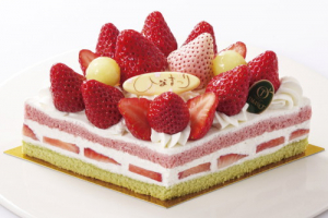 新宿高野のひなまつりデコレーションケーキ