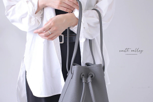 トゴの巾着バッグ