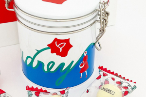 オードリーのキャニスター缶