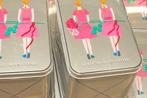 タルティン四角缶