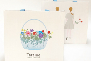 タルティンのお菓子の紙袋